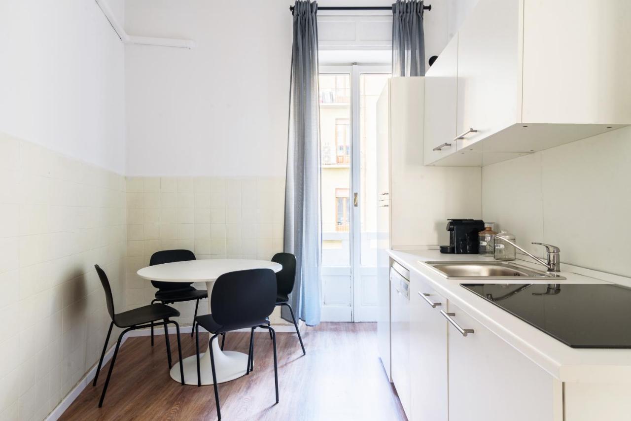 Hemeras Boutique Homes Luxury 4Bdr Close To Duomo Милан Экстерьер фото